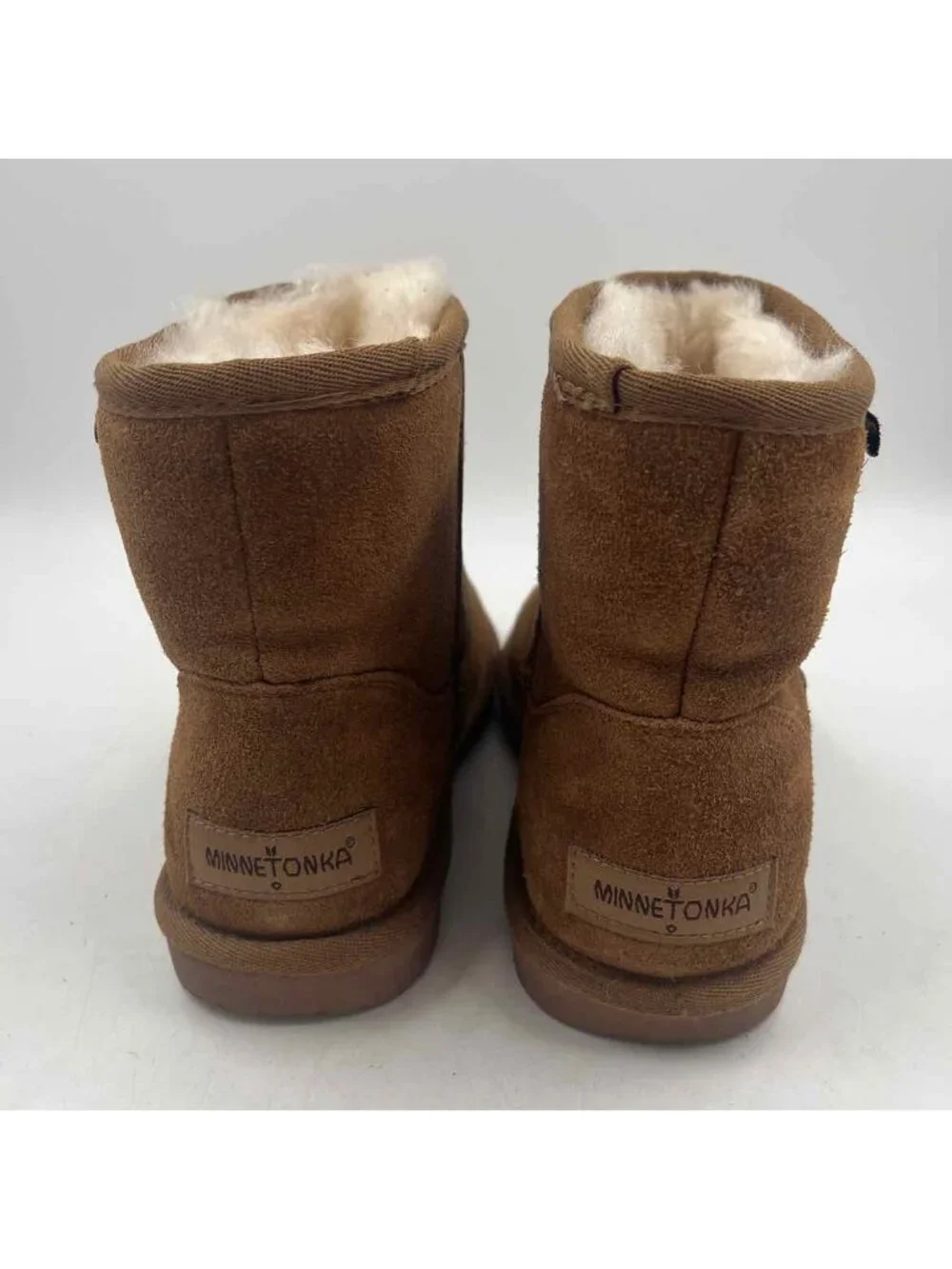 Minnetonka Suede Winter Women's Shoe Size 8 Caramel Solid Boots